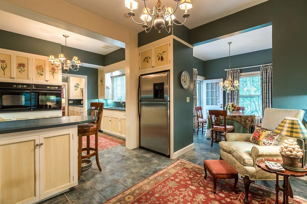 274 Upper Hollow Road Dorset VT 05251