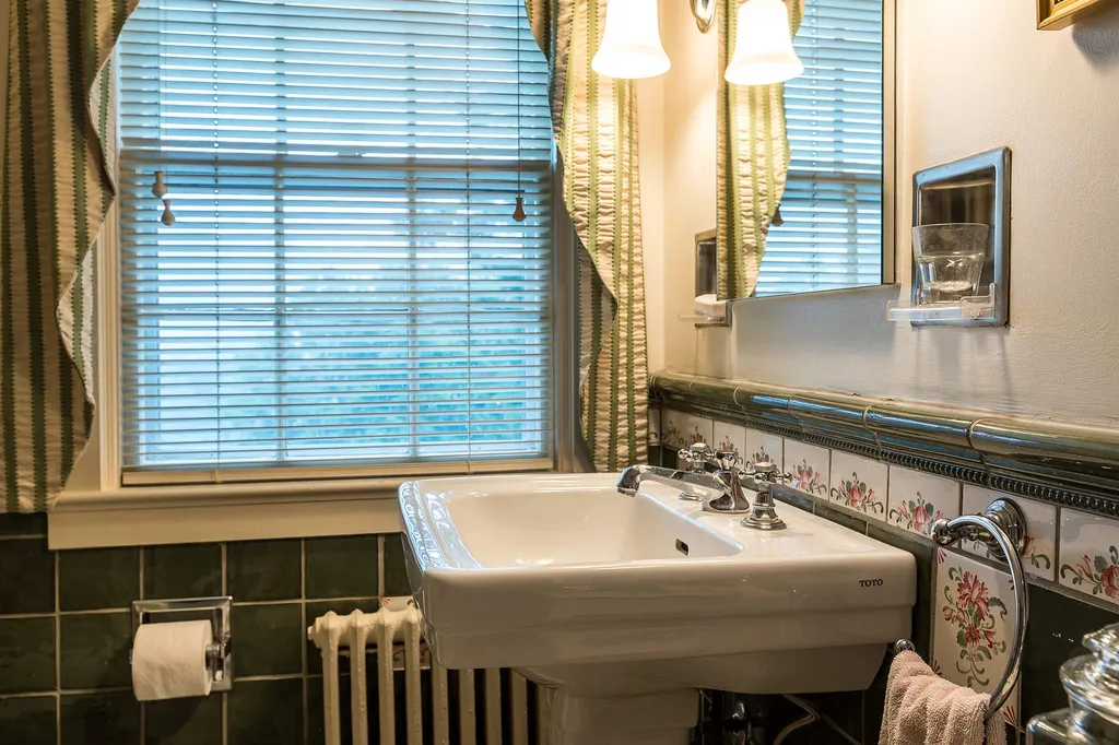 274 Upper Hollow Road Dorset VT 05251