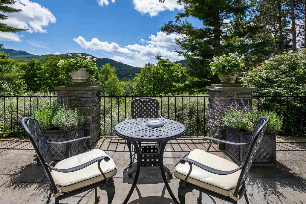 274 Upper Hollow Road Dorset VT 05251