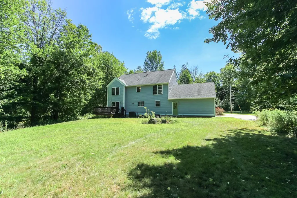 142 Foster Road Milford NH 03055