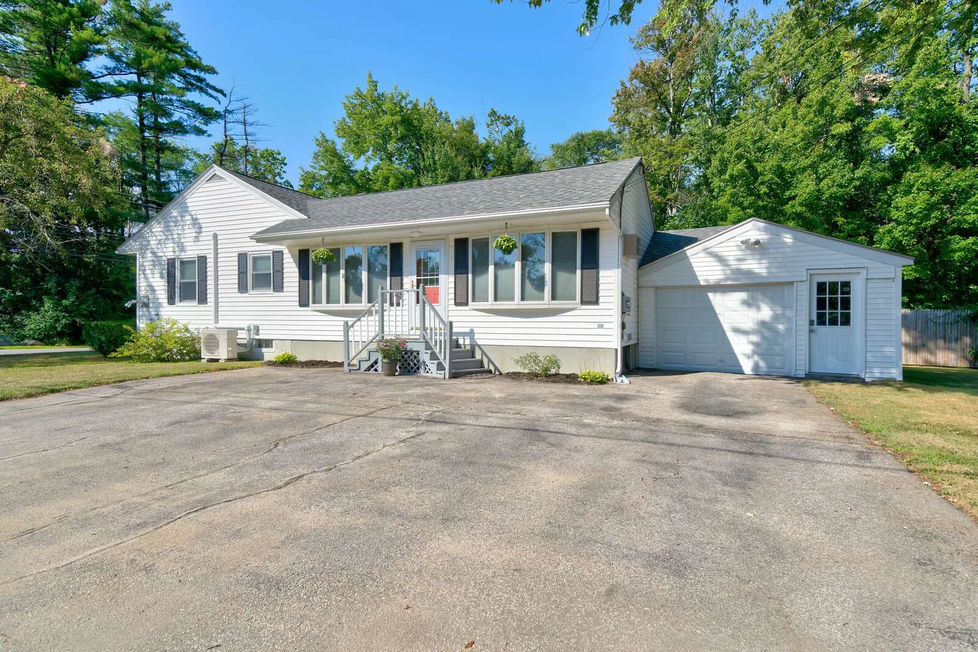 2002 Wellington Road Manchester NH 03104