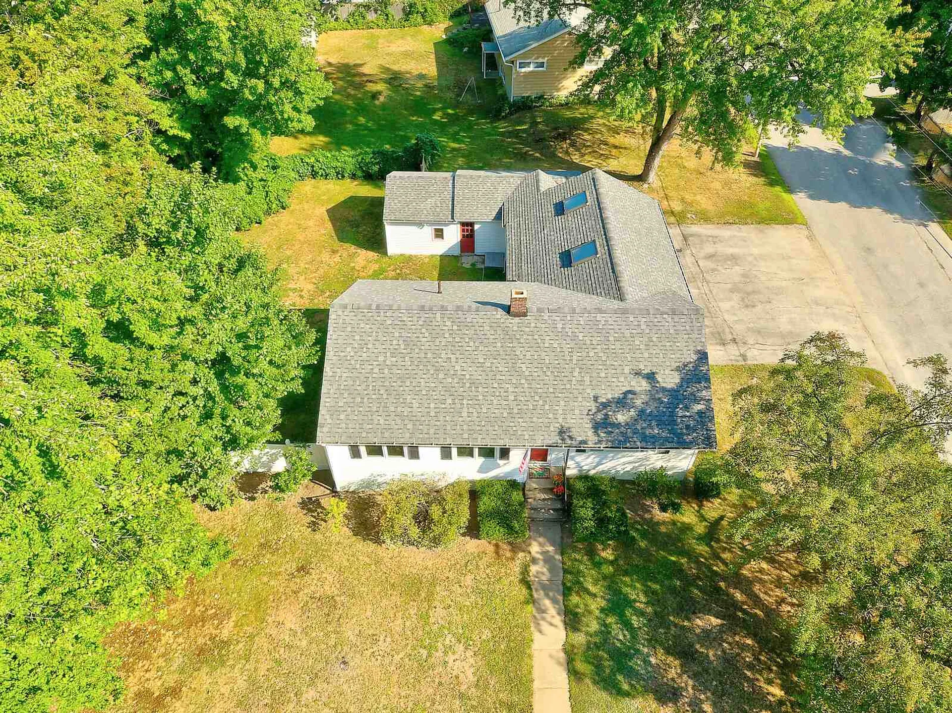 2002 Wellington Road Manchester NH 03104