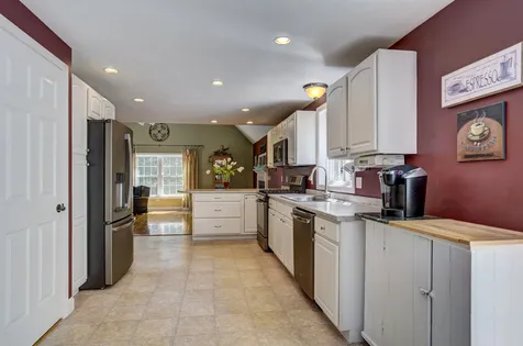 67 Ladyslipper Drive Newmarket NH 03857