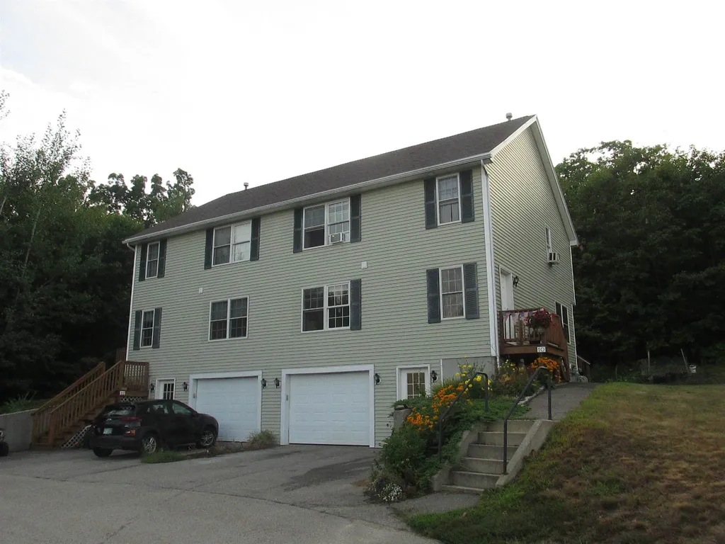 10 Ians Way Milton NH 03854