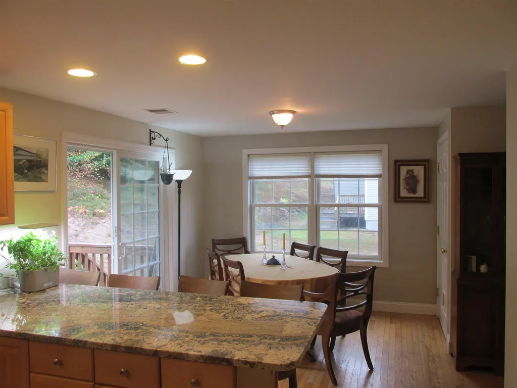 10 Ians Way Milton NH 03854