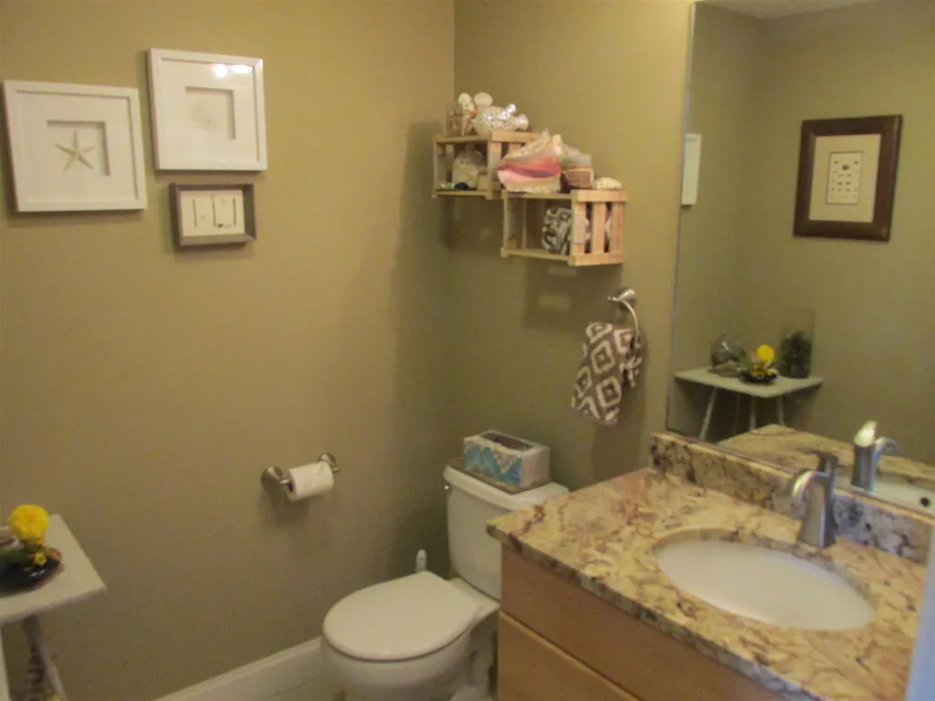 10 Ians Way Milton NH 03854