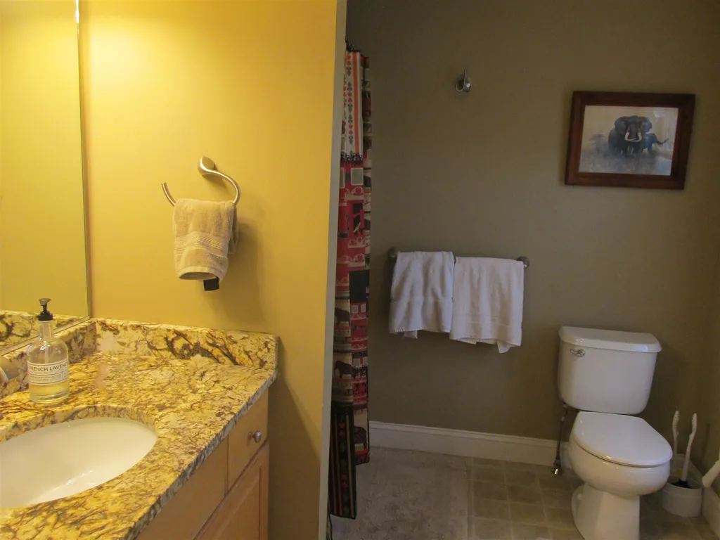 10 Ians Way Milton NH 03854