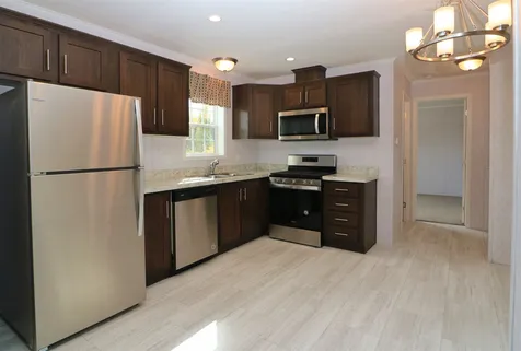 13 Victoria Lane Berlin NH 03570