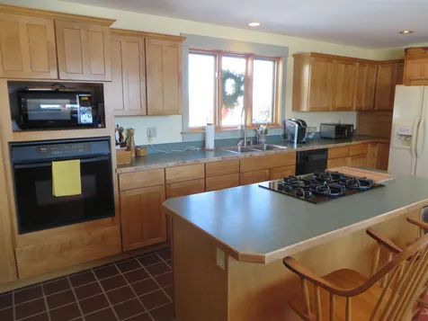 848 Peacham Road Danville VT 05828
