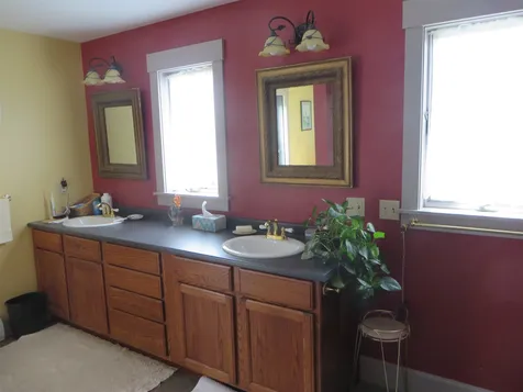 848 Peacham Road Danville VT 05828