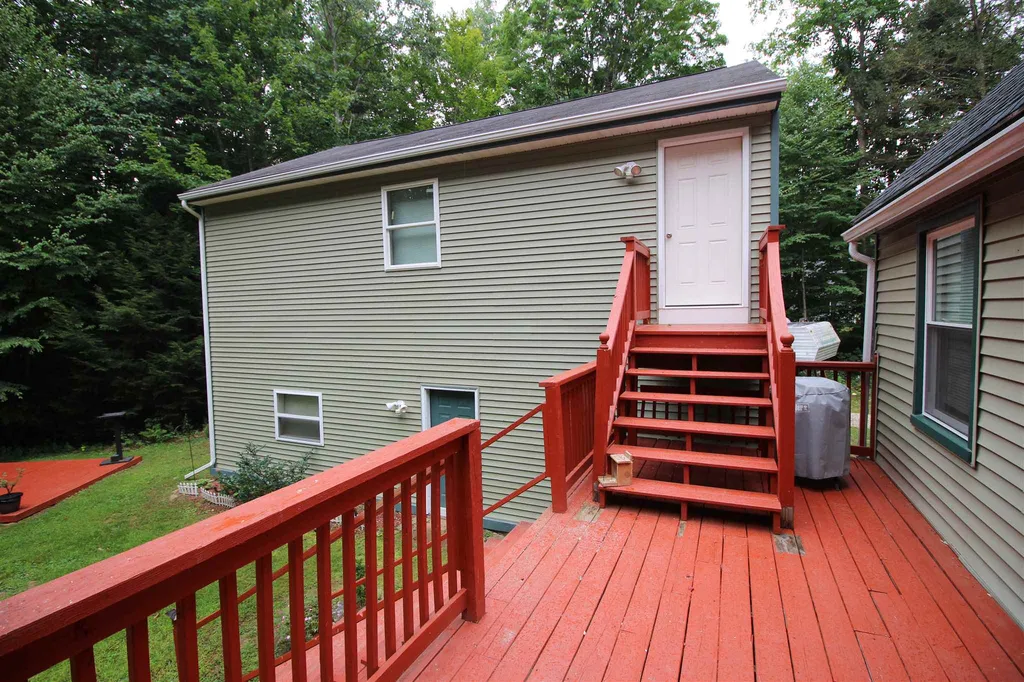 159 Upper Deerfield Road Northwood NH 03261