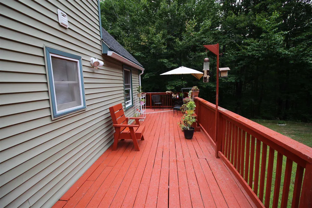 159 Upper Deerfield Road Northwood NH 03261
