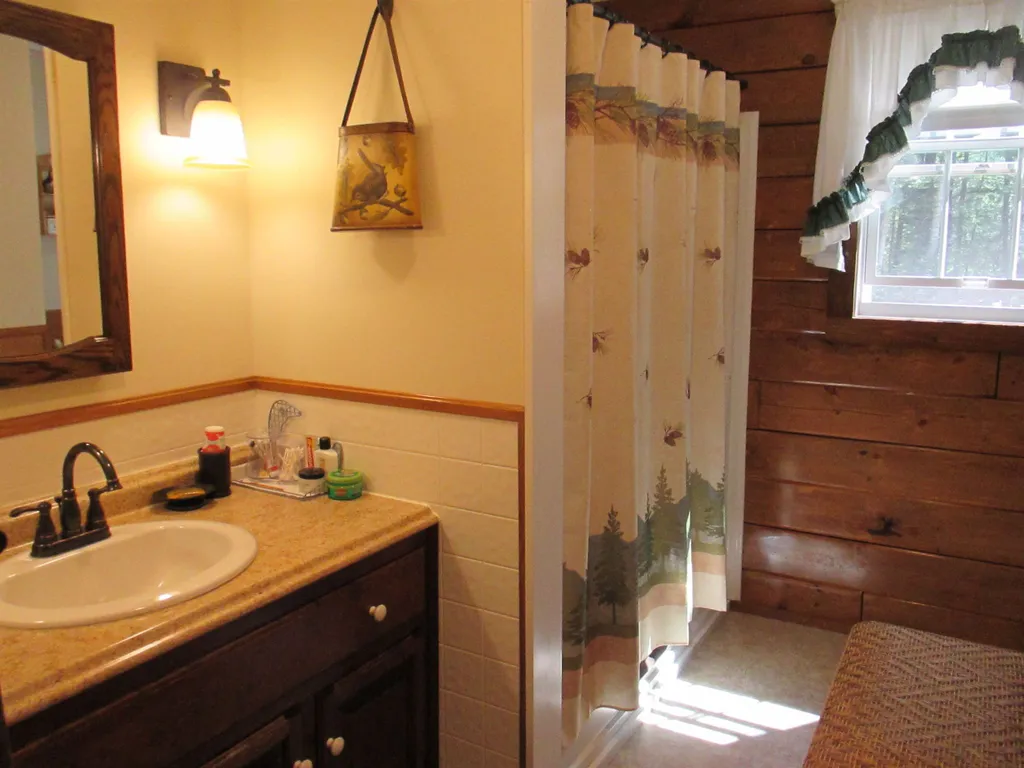 155 Gunn Road Keene NH 03431