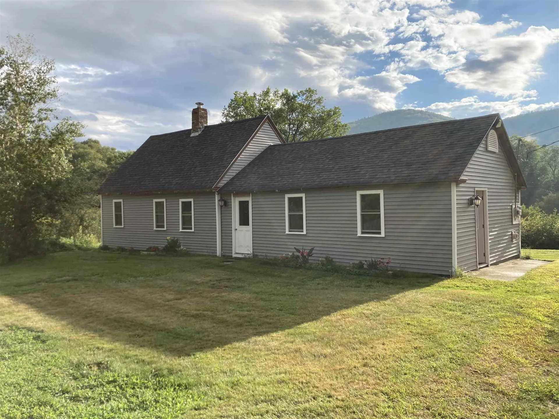 163 Indian Pond Road Orford NH 03777