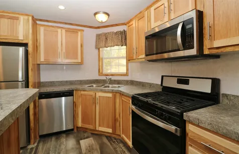 8 Victoria Lane Berlin NH 03570