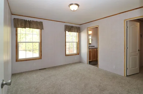 8 Victoria Lane Berlin NH 03570