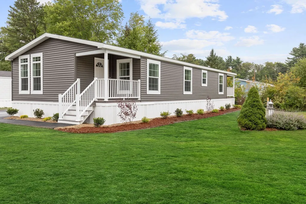 60 Hagop Road Salem NH 03079