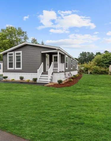 60 Hagop Road Salem NH 03079
