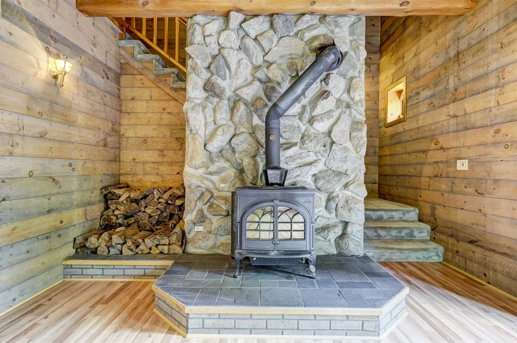 298 Abijah Bridge Road Weare NH 03281