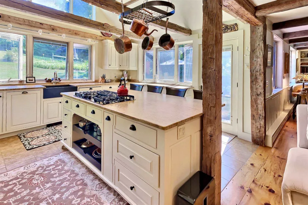118 Rowell Hill Road Sutton NH 03260