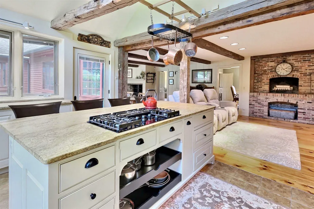 118 Rowell Hill Road Sutton NH 03260