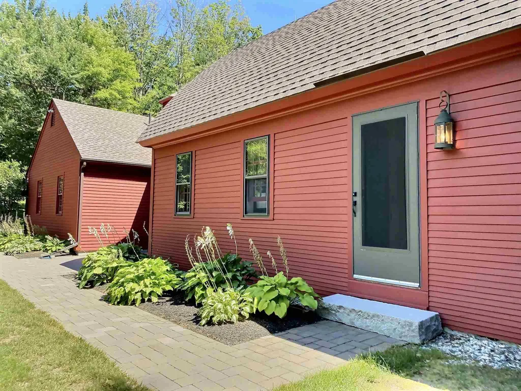118 Rowell Hill Road Sutton NH 03260