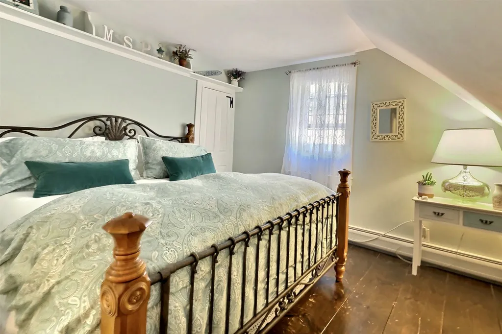 118 Rowell Hill Road Sutton NH 03260