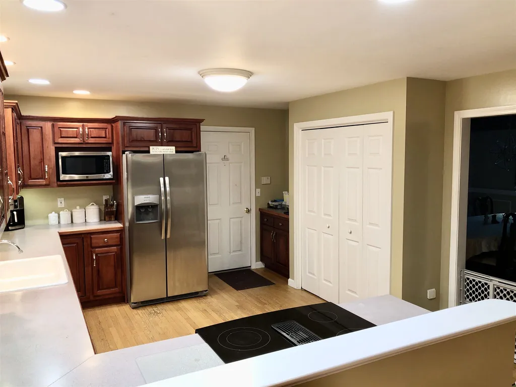 72 Bassett Lane Newfields NH 03856