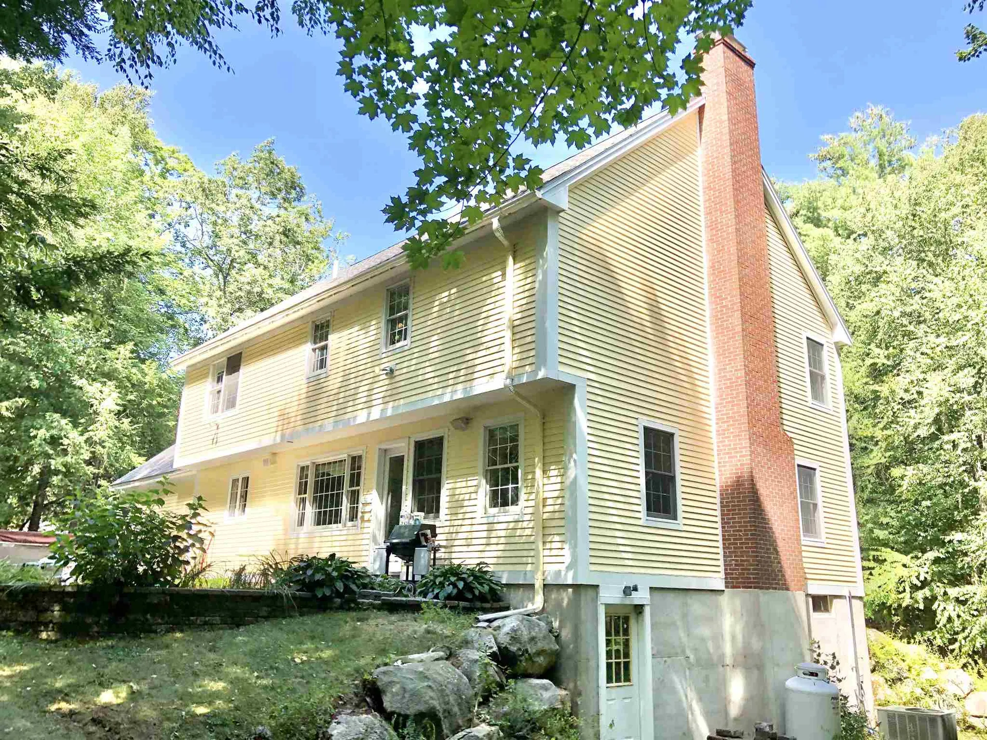 72 Bassett Lane Newfields NH 03856