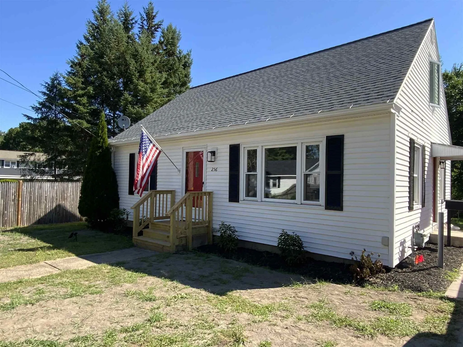 256 Pine Street Nashua NH 03060