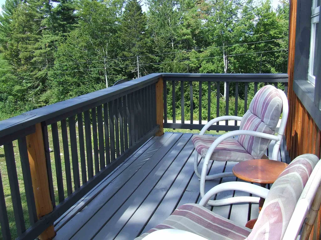90 Elm Lane Madison NH 03849
