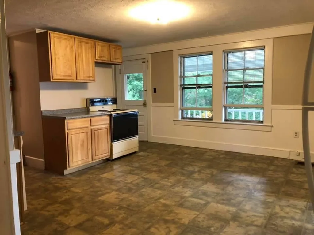 16B-16C Arlington Street Nashua NH 03060