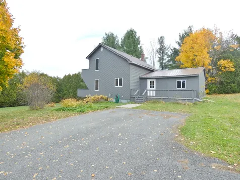 2860 Vt Route 105 Derby VT 05829