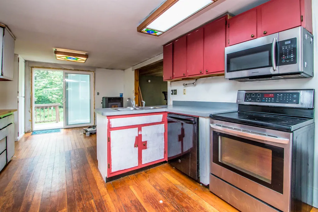 23 Bridge Hill Road Dalton NH 03598