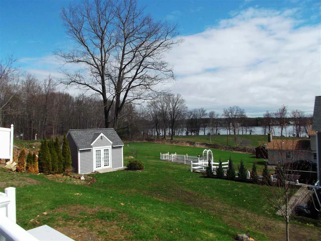 36 Appleton Street Laconia NH 03246