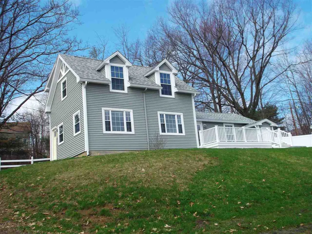 36 Appleton Street Laconia NH 03246