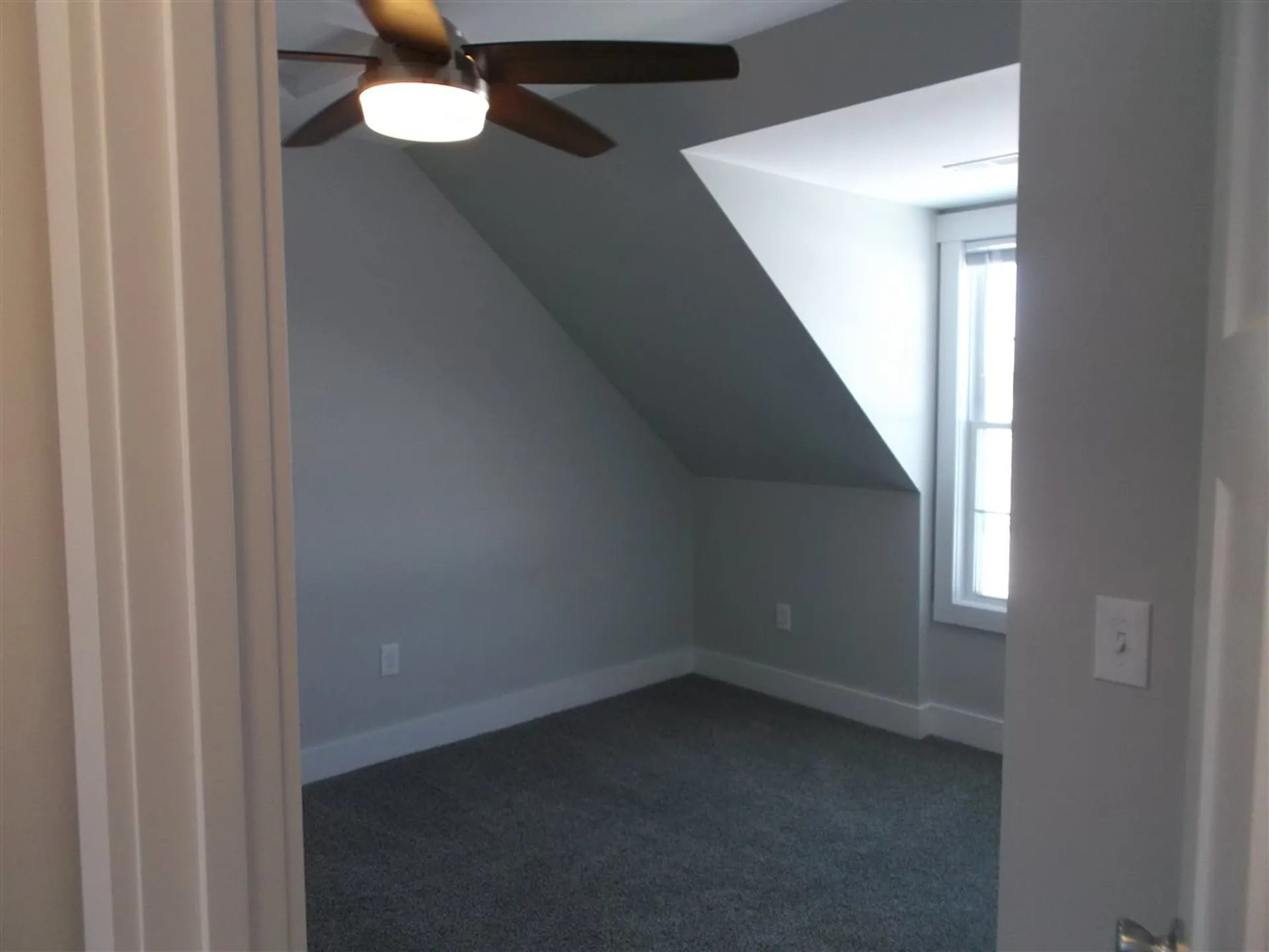 36 Appleton Street Laconia NH 03246