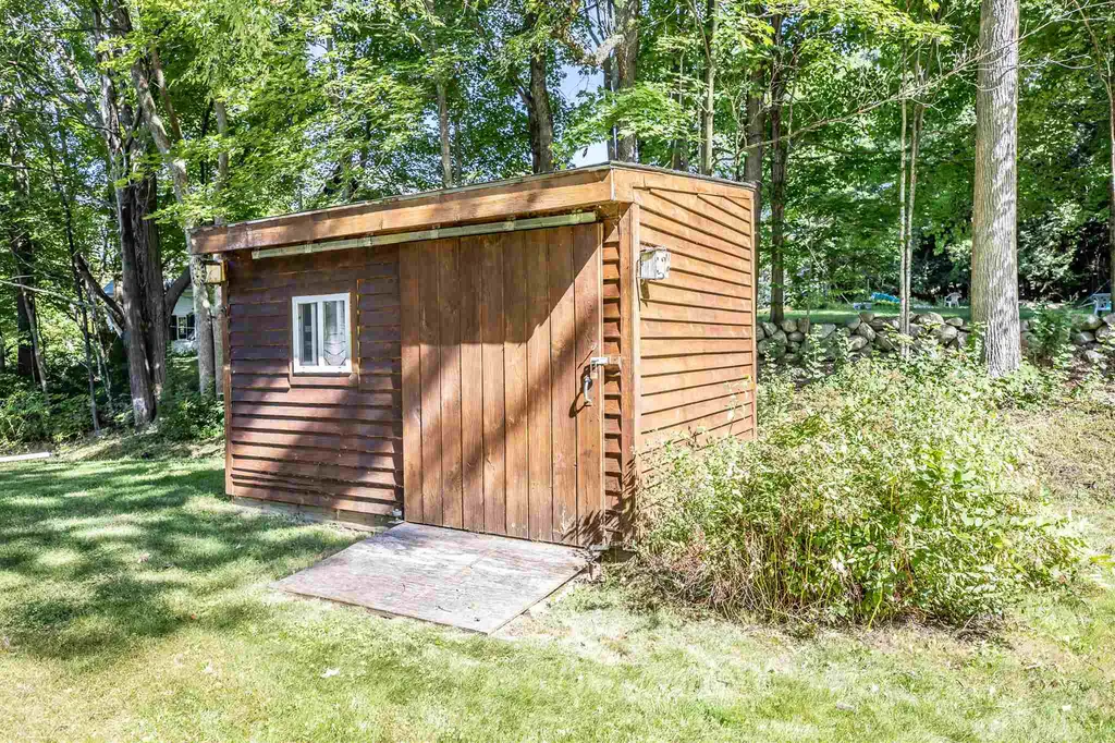 10 Critchett Road Candia NH 03034