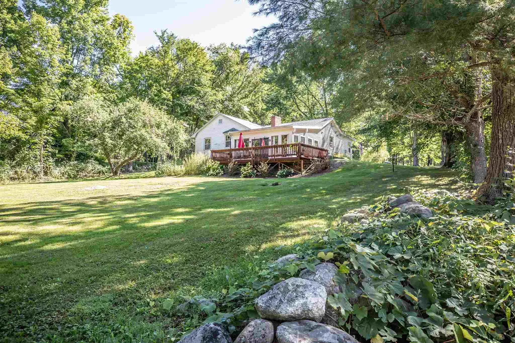 10 Critchett Road Candia NH 03034