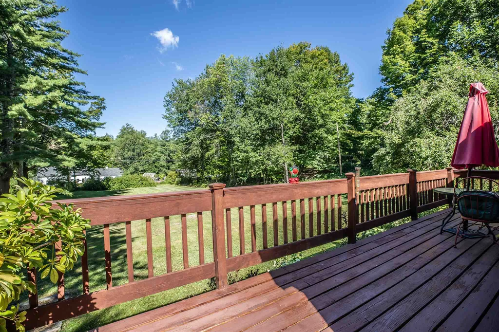 10 Critchett Road Candia NH 03034