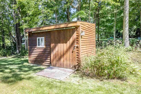 10 Critchett Road Candia NH 03034