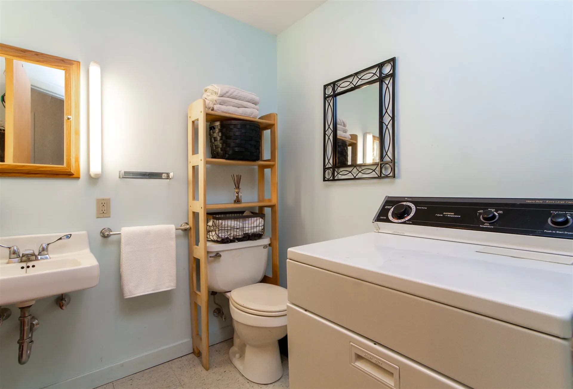 10 Lower Meadow Lane Bristol VT 05443