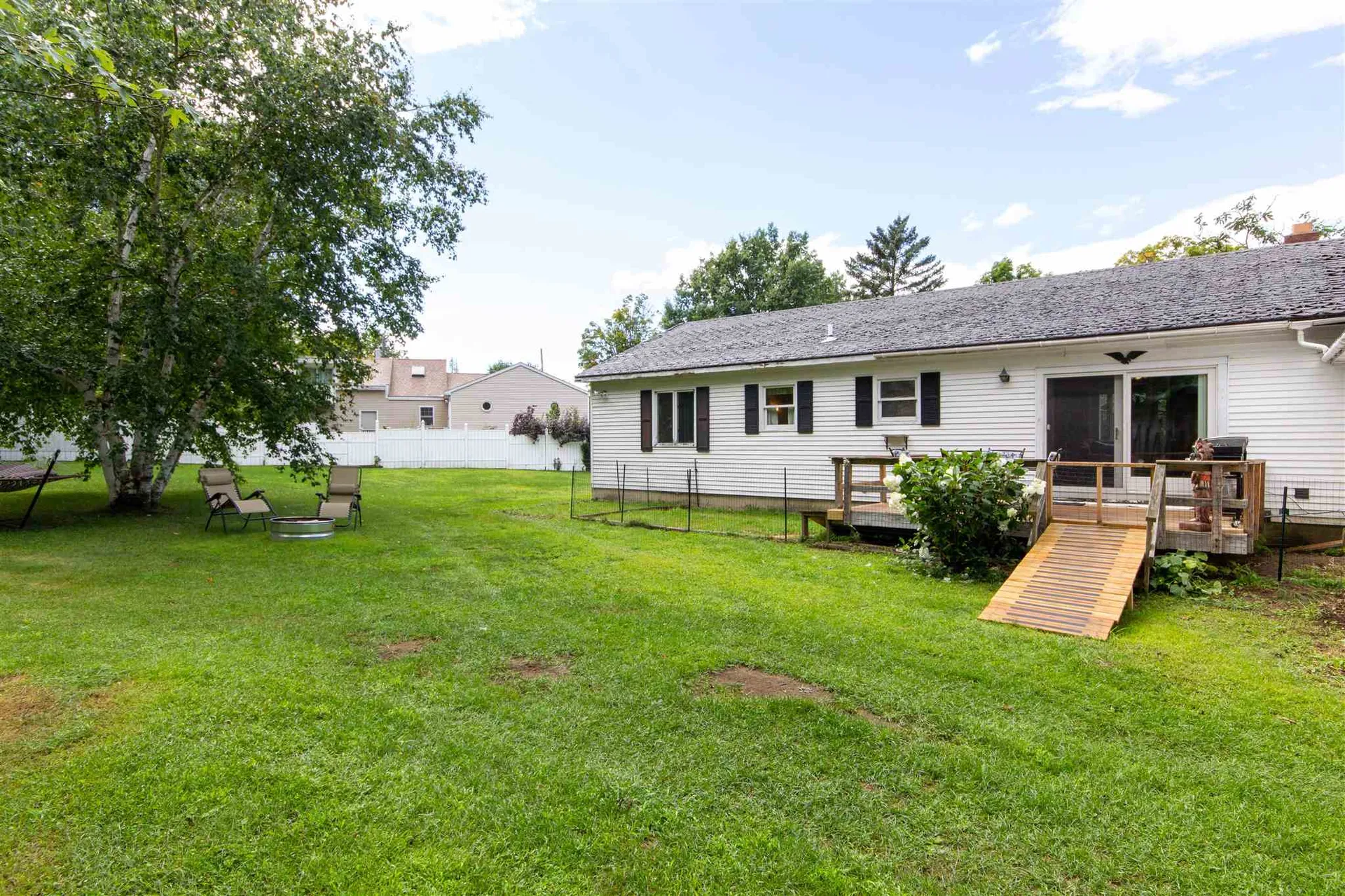 10 Lower Meadow Lane Bristol VT 05443