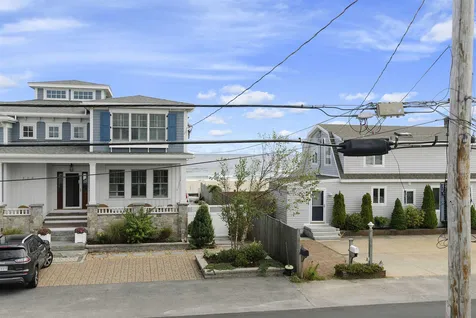 124 Ocean Drive Seabrook NH 03874