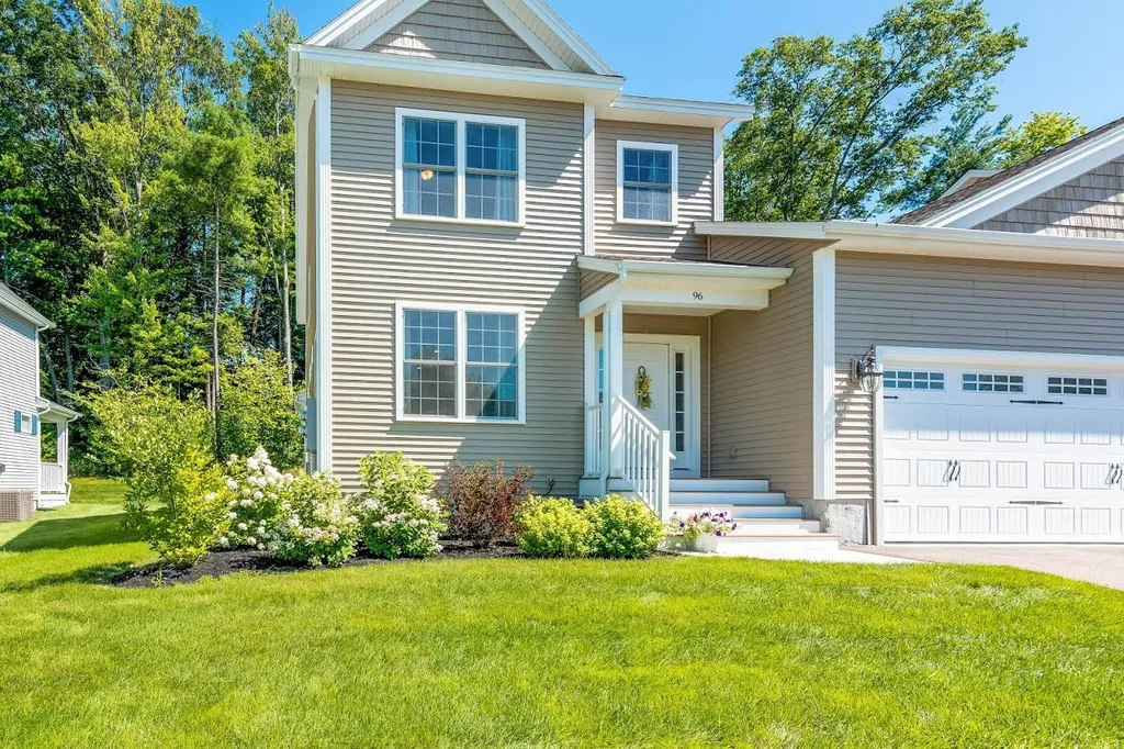 96 Waterlefe Way Colchester VT 05446