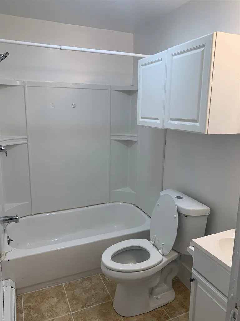126 W Bow Street Franklin NH 03235
