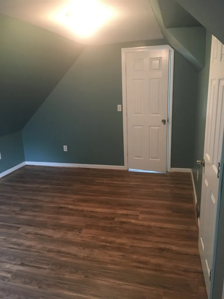 126 W Bow Street Franklin NH 03235