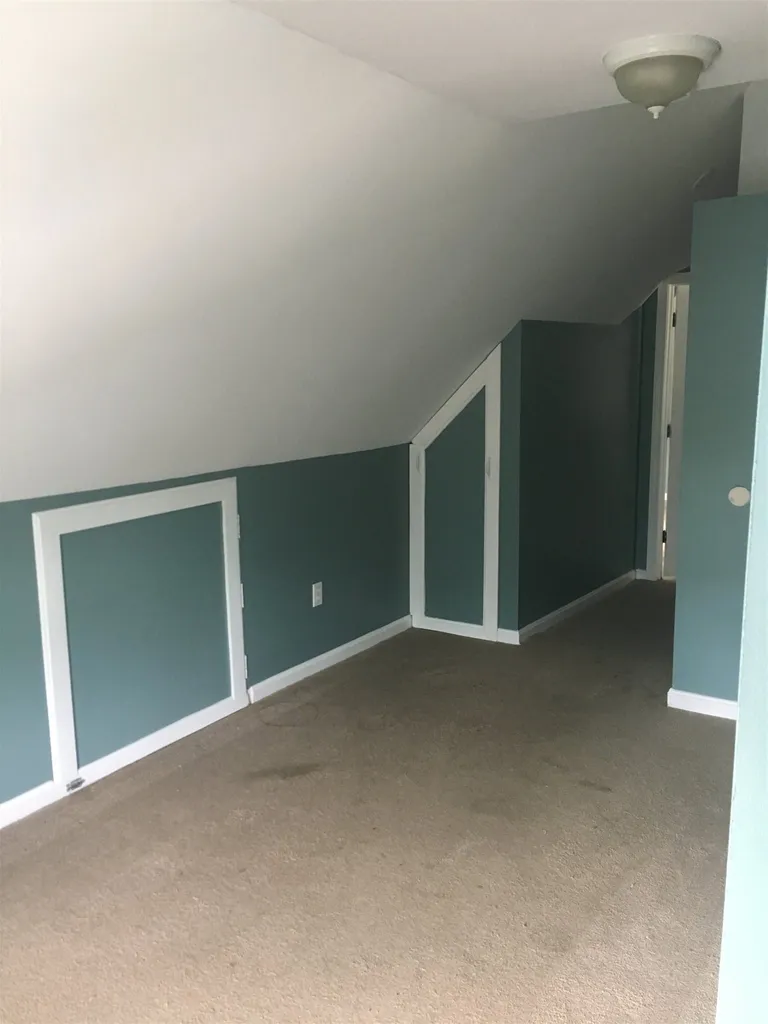 126 W Bow Street Franklin NH 03235