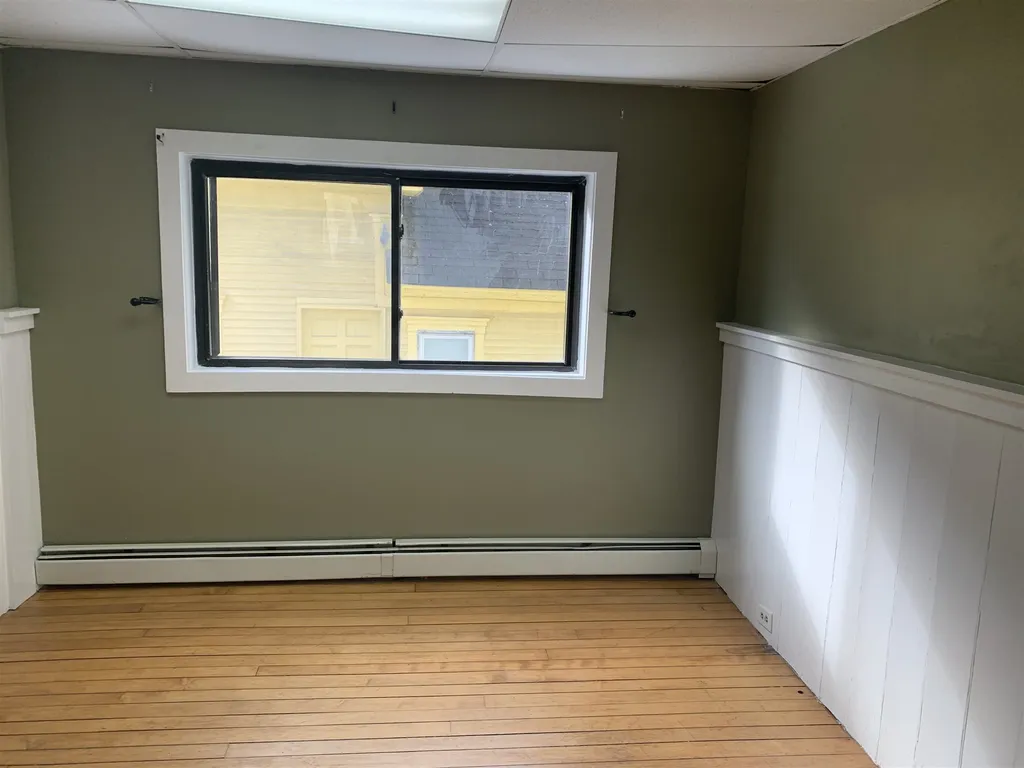 126 W Bow Street Franklin NH 03235
