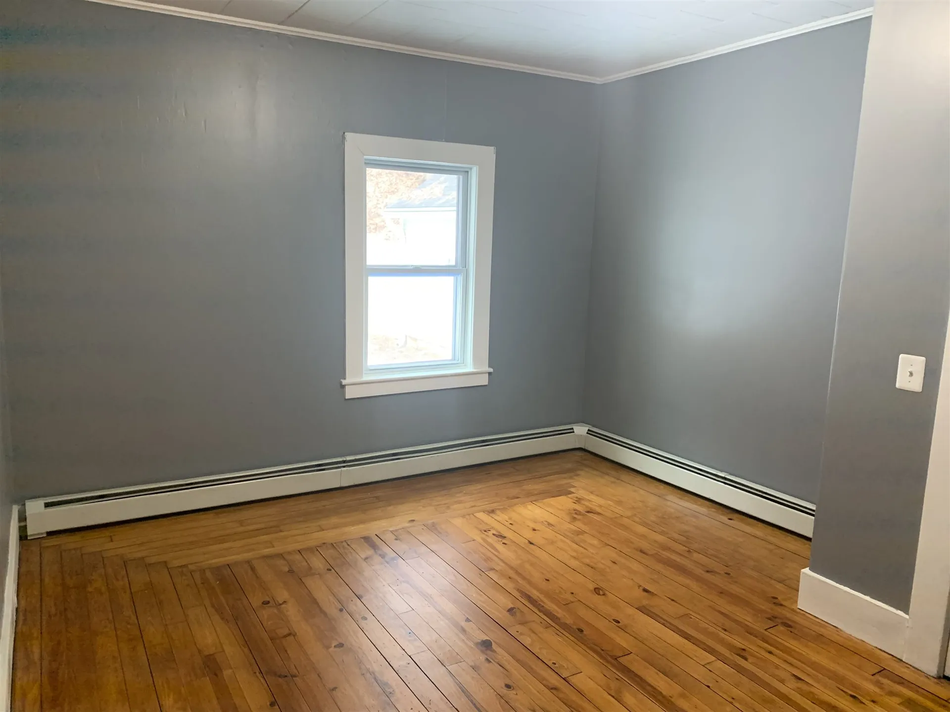 126 W Bow Street Franklin NH 03235